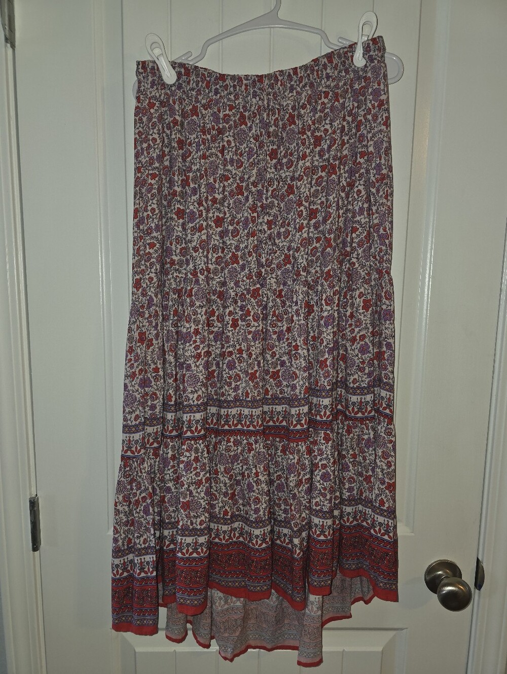 Knox Rose Beautiful Bohemian Floral Tiered Maxi Skirt in Red and Purple NWOT L